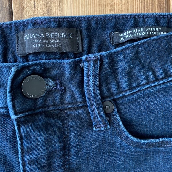 Banana Republic High Rise Skinny Jeans - Picture 2 of 5